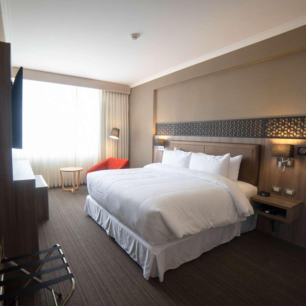 Doubletree By Hilton Trujillo Hotel Encalada ห้อง รูปภาพ