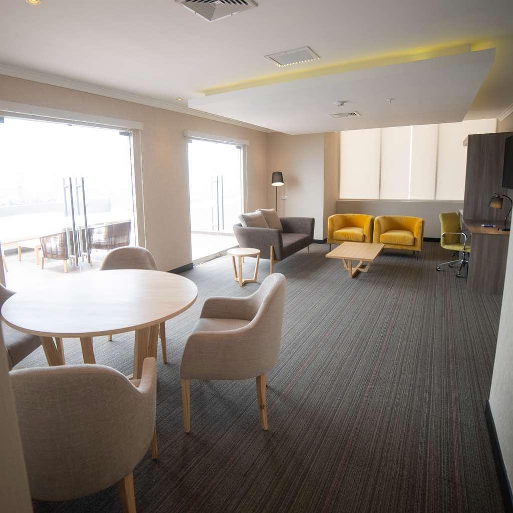 Doubletree By Hilton Trujillo Hotel Encalada ห้อง รูปภาพ