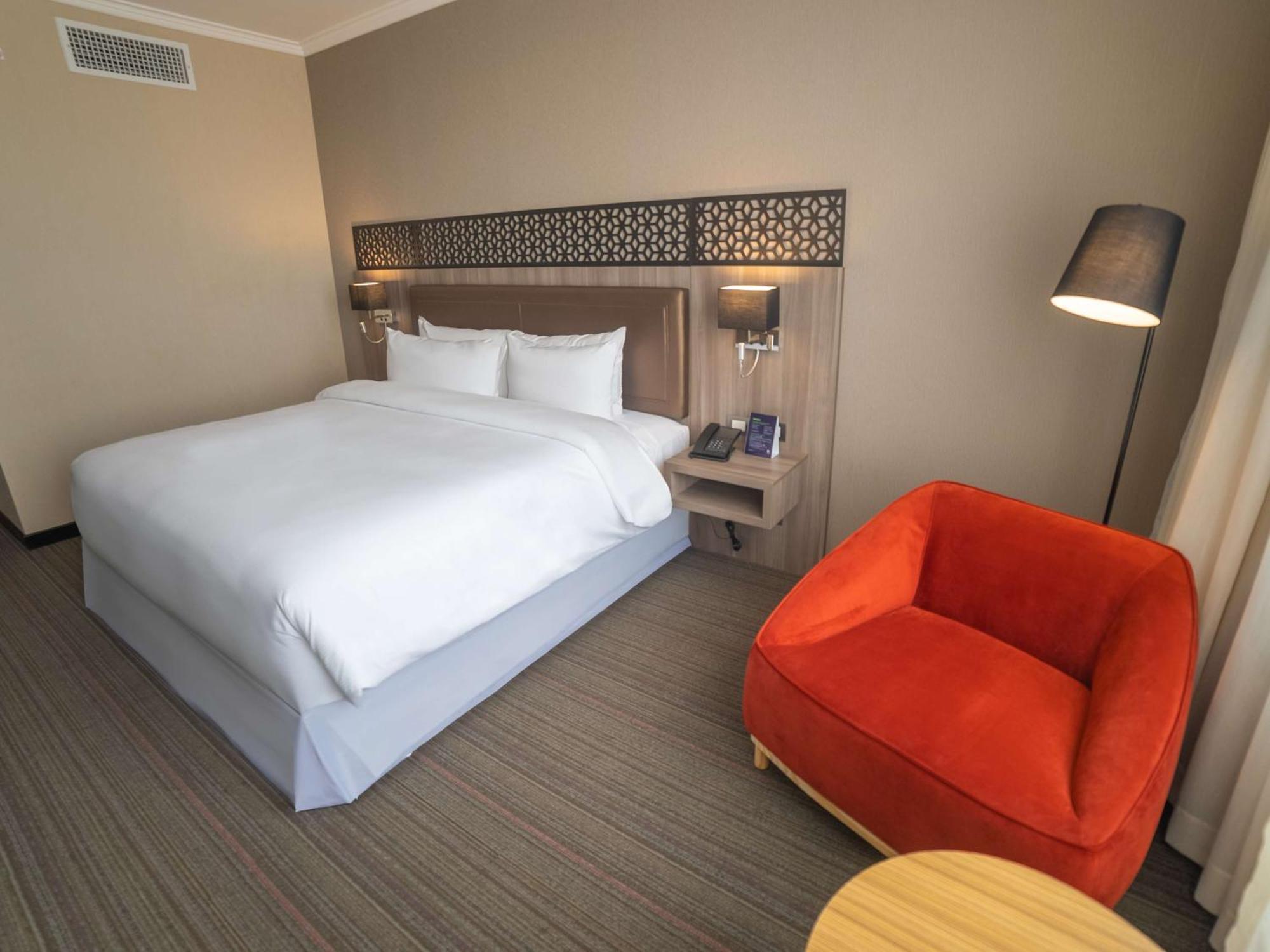 Doubletree By Hilton Trujillo Hotel Encalada ภายนอก รูปภาพ